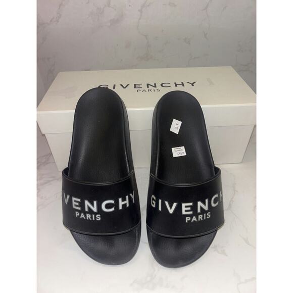 Givenchy Slide Sandals in Black with Box - Picture 1 of 5